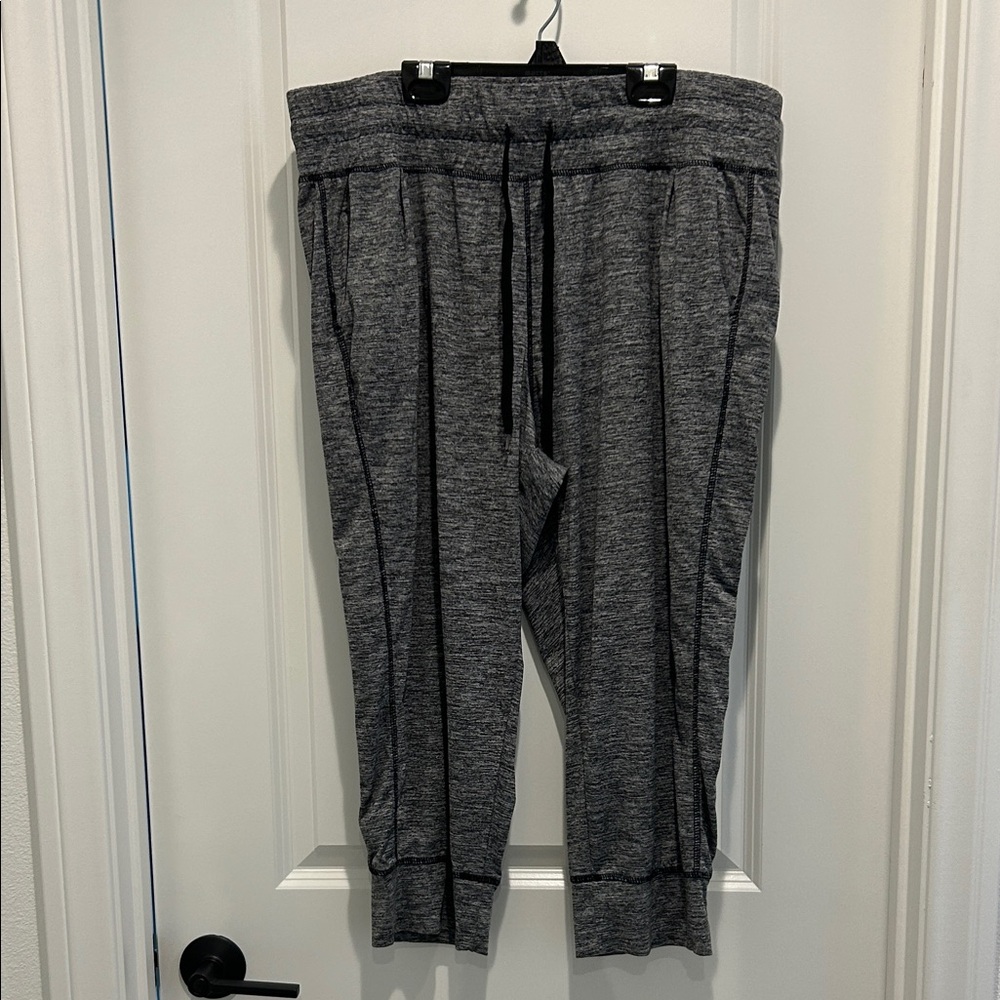 Jockey Women’s Cropped Gray Lounge Pants